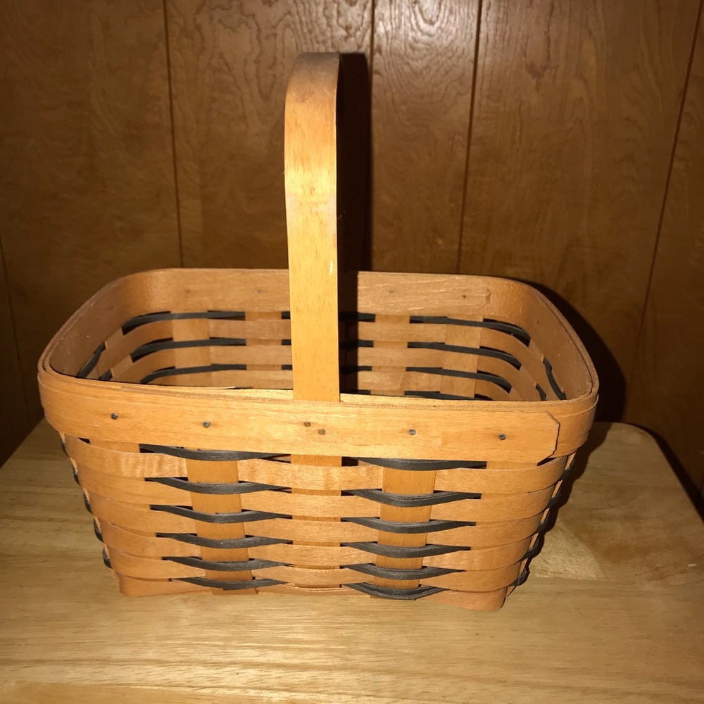 1994 Longaberger Spring Basket